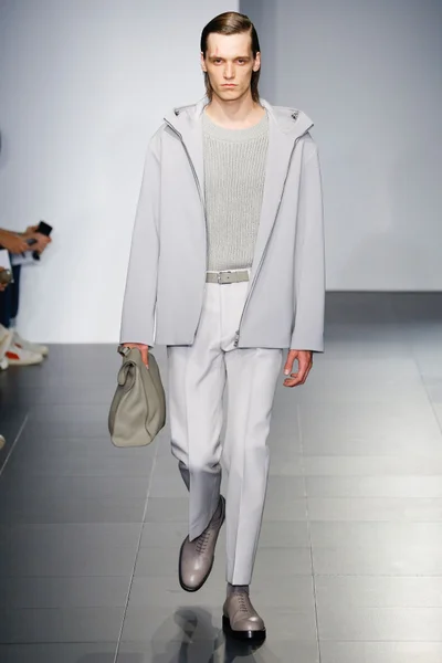 Look 6